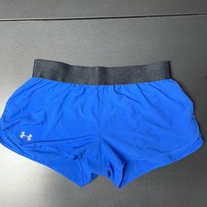Women’s Under Armour running shorts Simi fitted